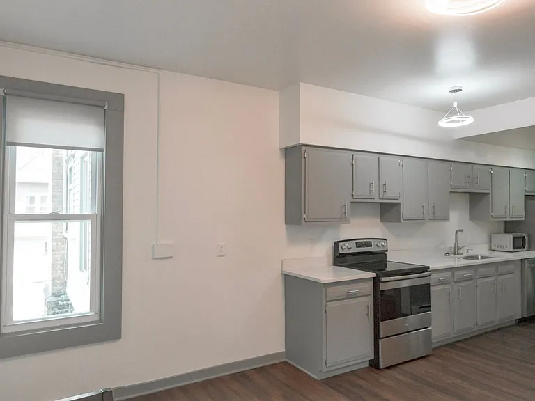 110-113 Stewart Ave — Photo 61