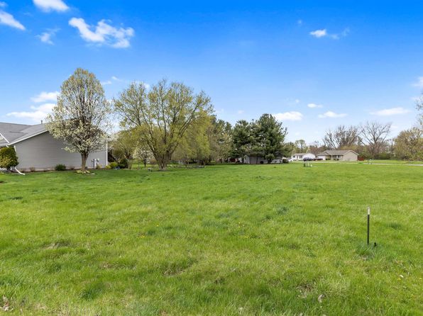 416 Benedict Dr SW, Poplar Grove, IL 61065