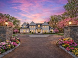 104 Chestnut Ridge Rd, Saddle River Boro, NJ 07458