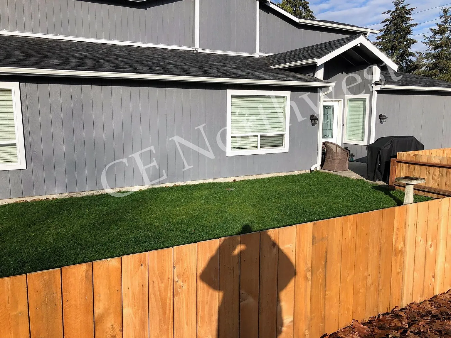 407 2nd St SE — Photo 2