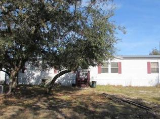 525 Moss Rd, Venus, FL 33960