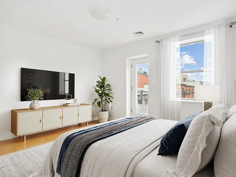 548 6th Ave #PENTHOUSE — Photo 8