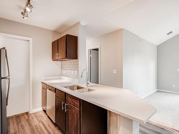 Stonebridge at Twin Peaks | Longmont, Co. Apartments