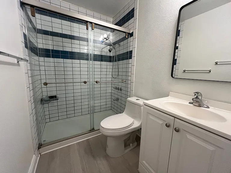2188 Luz Ave — Photo 20