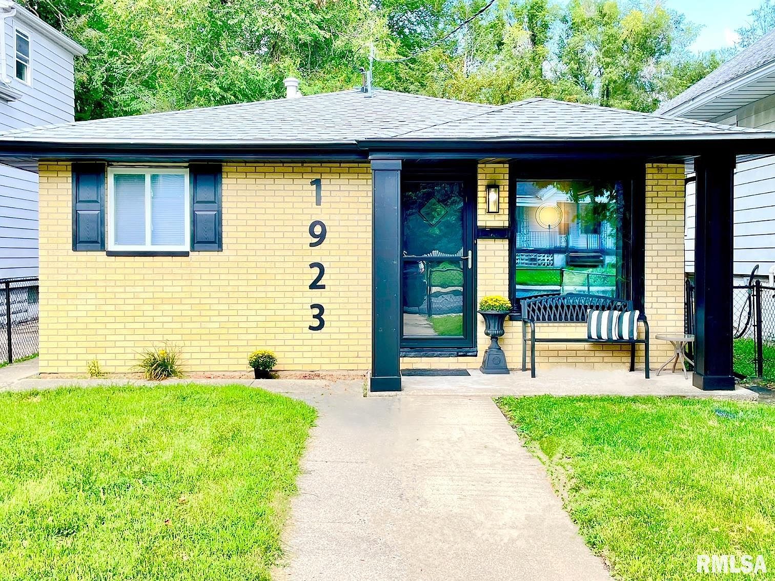 1923 W Laura Ave, West Peoria, IL 61604 Zillow