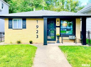 1923 W Laura Ave, West Peoria, IL