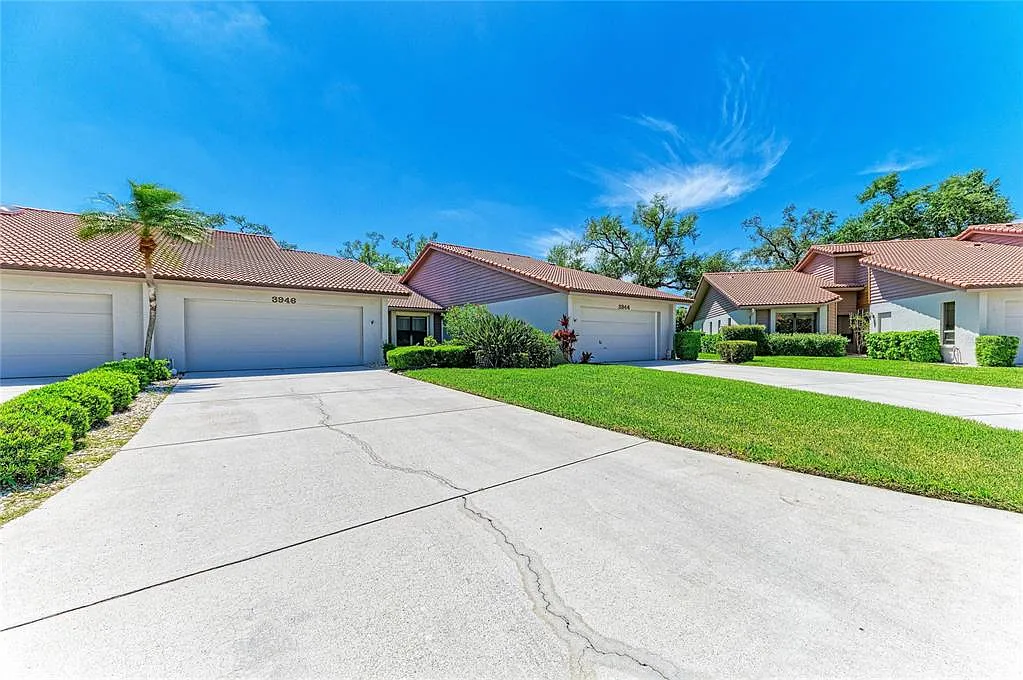 3 bed, 2.0 bath, 1783 sqft, $2,750 — Photo 1