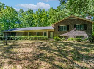 1836 Westbrook Rd, Edgemoor, SC 29712