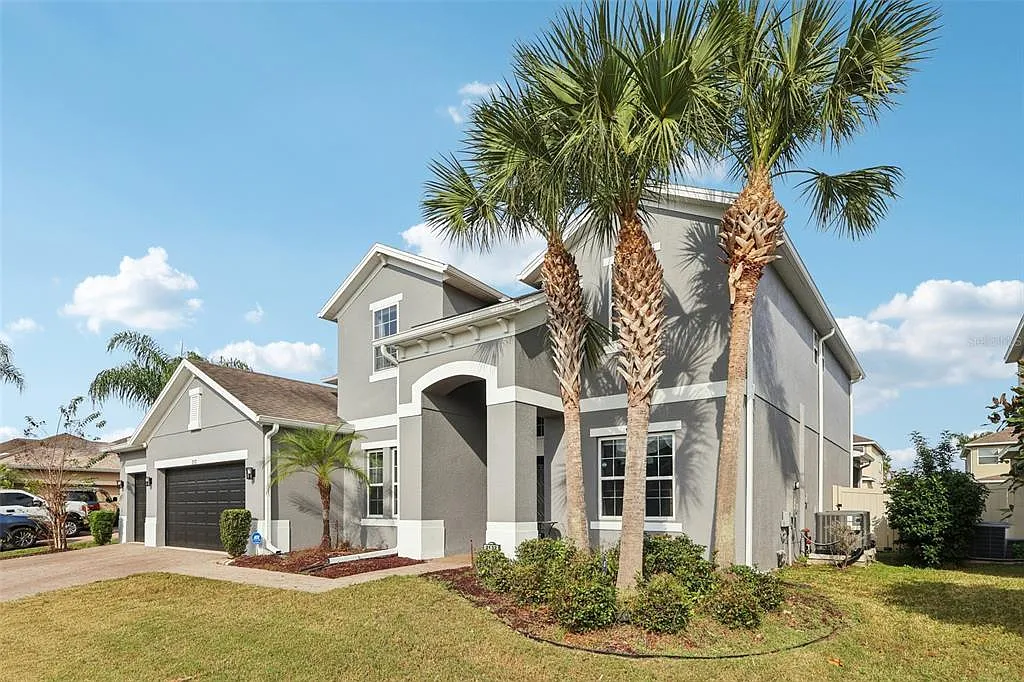 4 bed, 3.5 bath, 3807 sqft, $4,250 — Photo 3