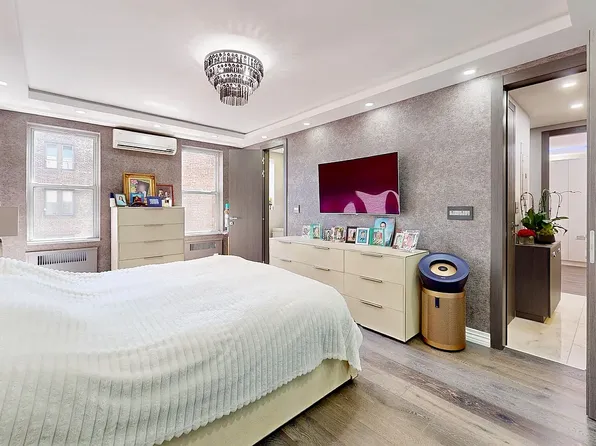 10 Avenue P image 21 of 34