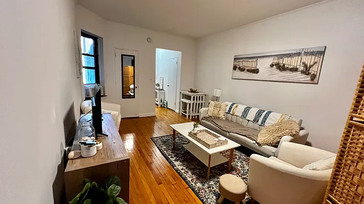 Rented by HOLTON REAL ESTATE INC. | media 15