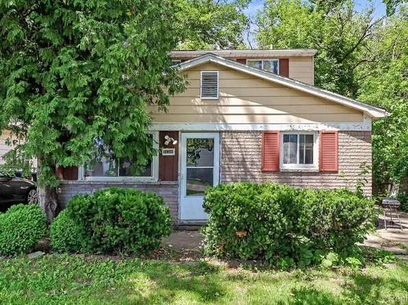 15226 Beech Daly Rd, Taylor, MI 48180