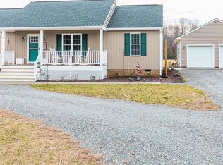 1362 Lewis Level Rd, Tappahannock, VA 22560