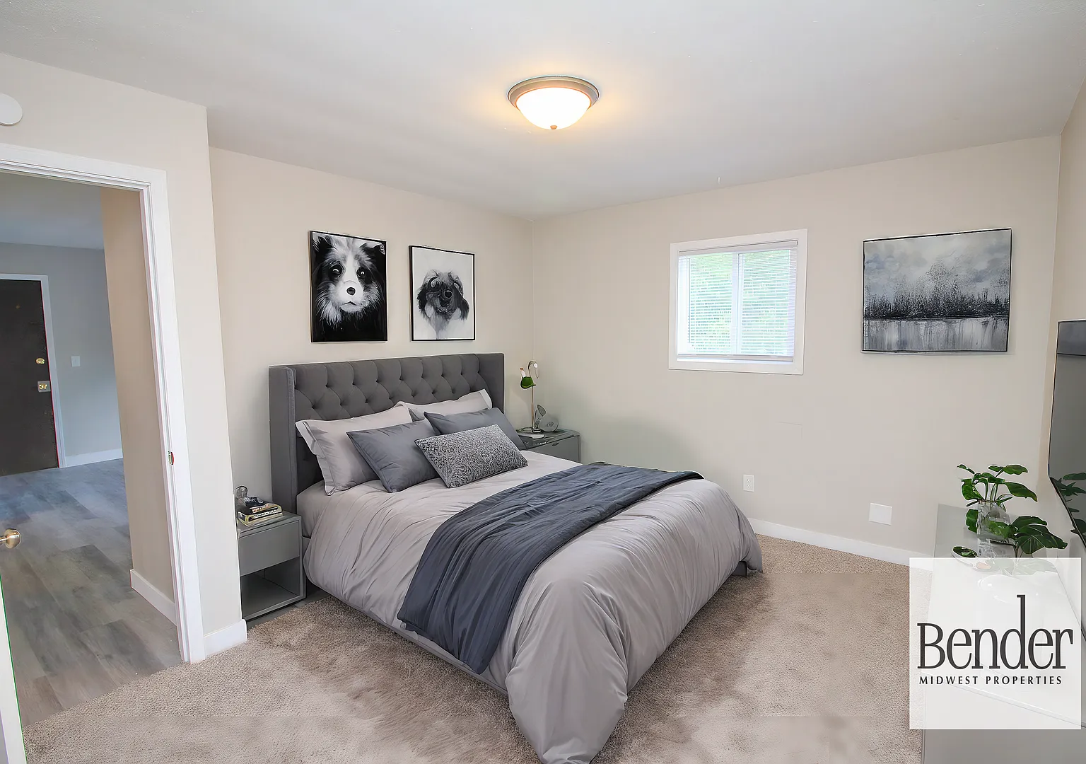 **Limited Time Special! 1 Month Free Rent — Photo 2
