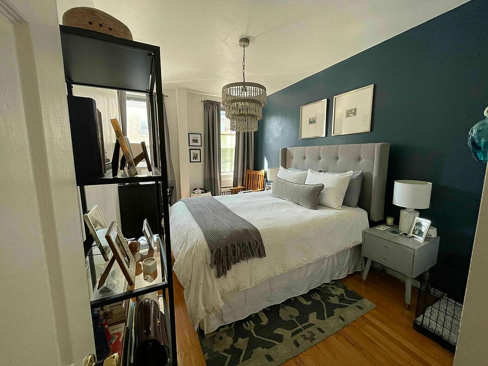 1st image of 277 Smith St Floor 1