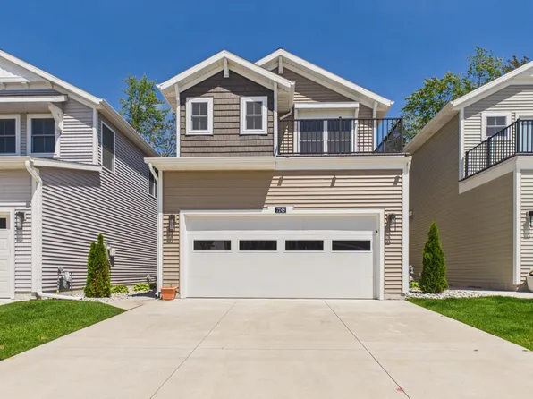 7248 Atwater Dr, Spring Lake, MI 49456