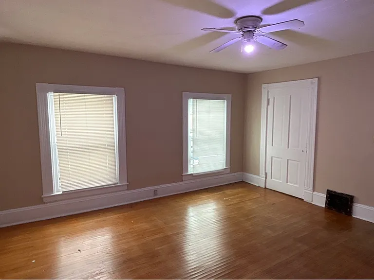 415 Amherst Ave — Photo 19