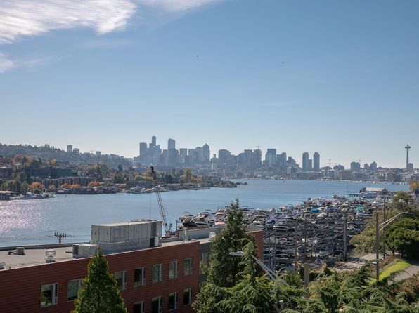 3915 2nd Ave NE APT 206