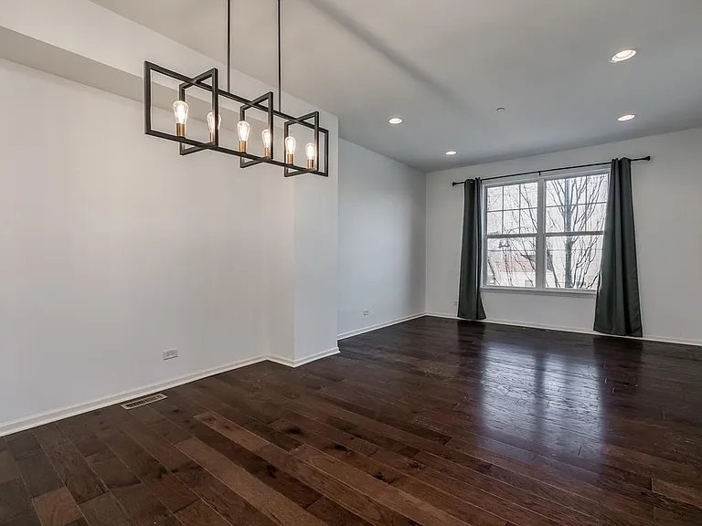 220 Laurel Ave — Photo 17
