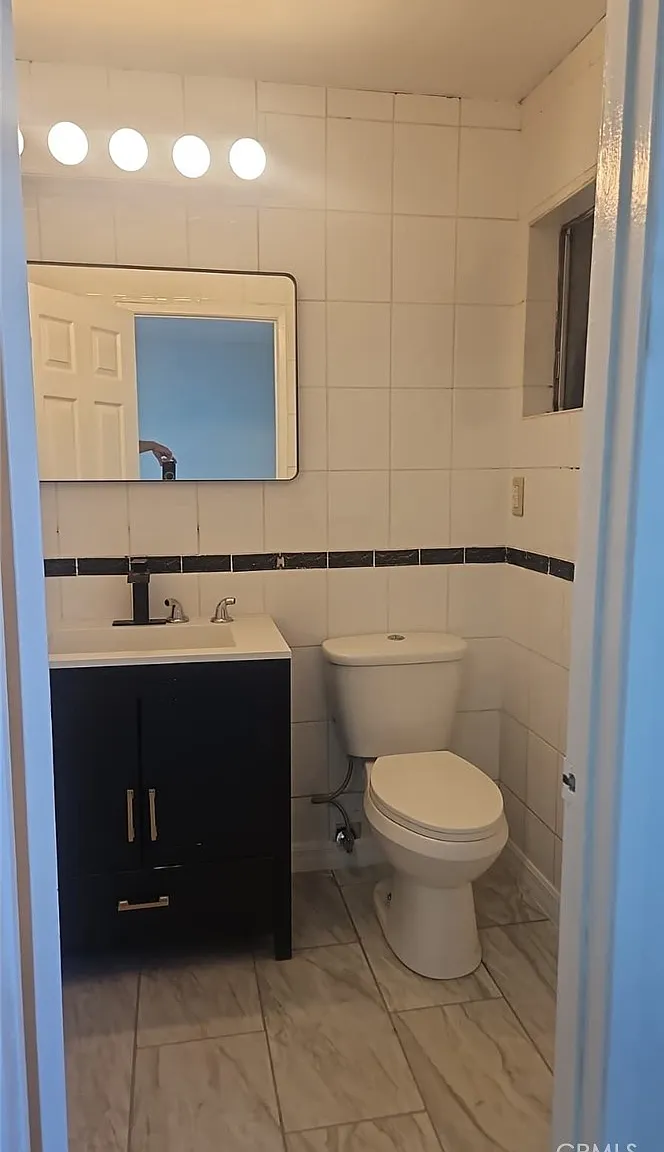 3 bed, 1238 sqft, $4,200 — Photo 4