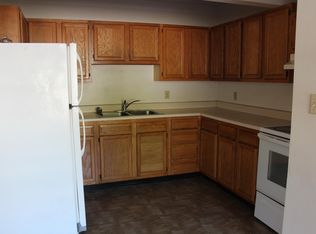 30 E Carpenter St APT C, Athens, OH 45701