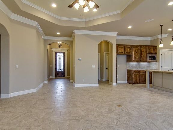 2nd image of 307 Oar Wood Dr