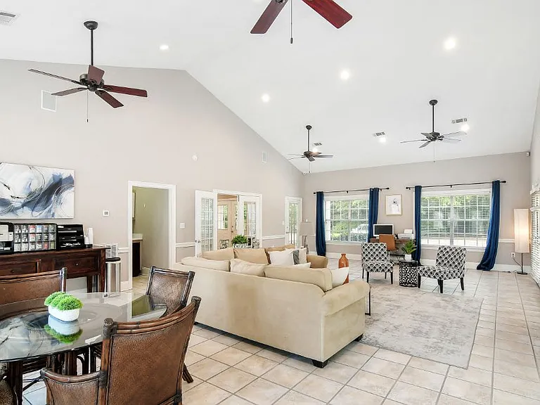 The Reserve at Woodchase — Photo 16