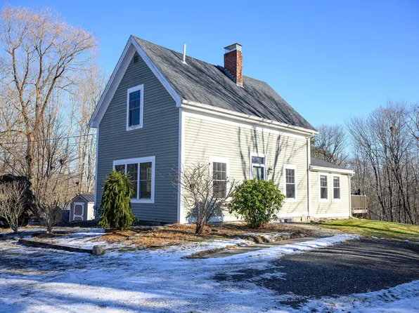 445 River Road, Richmond, ME 04357