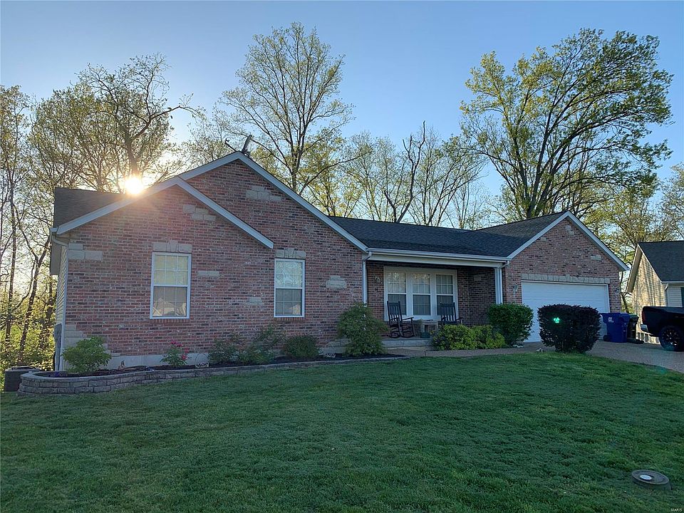 1st image of 14 Rosebury Pl