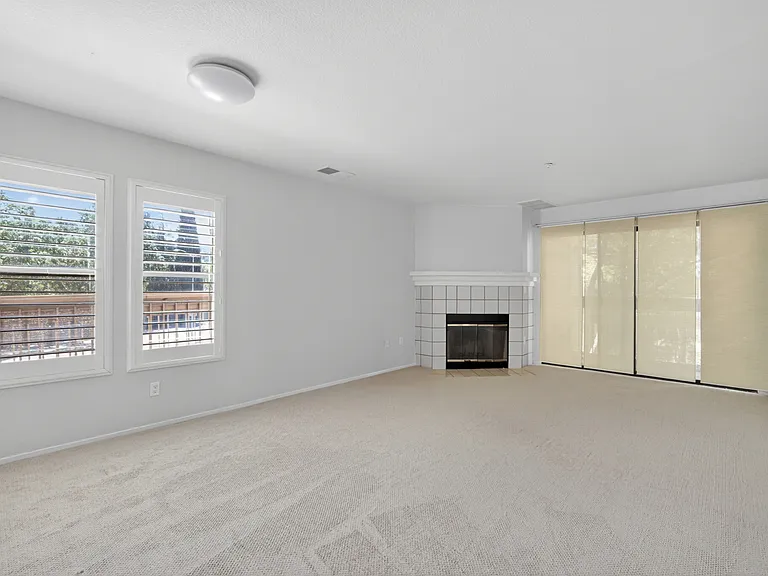 1123 S Villa Way #1 — Photo 4