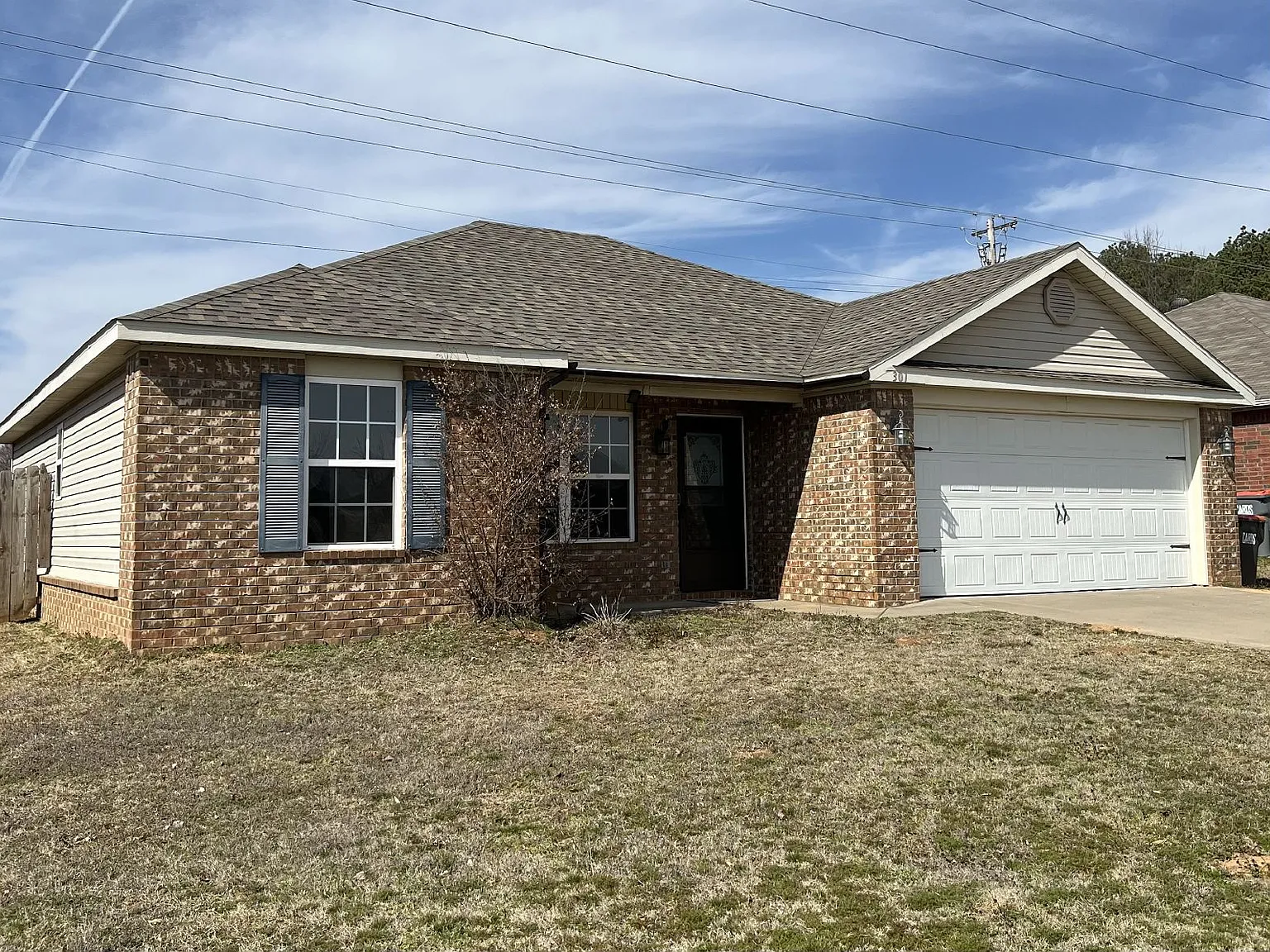 3 bed, 2.0 bath, 1264 sqft, $1,600 — Photo 2