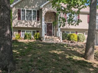 305 Birdie Rd, Locust Grove, VA 22508