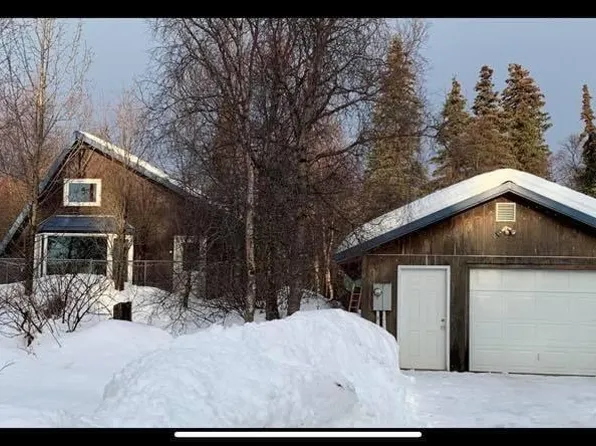 4506 Diamond Willow Rd, Dillingham, AK 99576