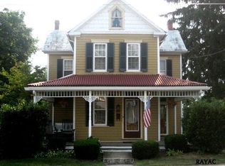 435 S Queen St, Littlestown, PA 17340