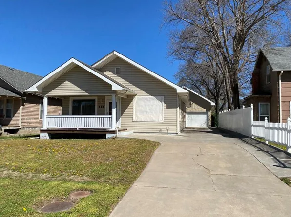 114 W 4th St, Solomon, KS 67480