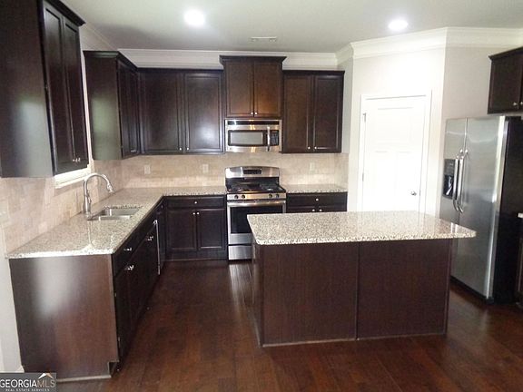 5th image of 1156 Clear Stream Rdg