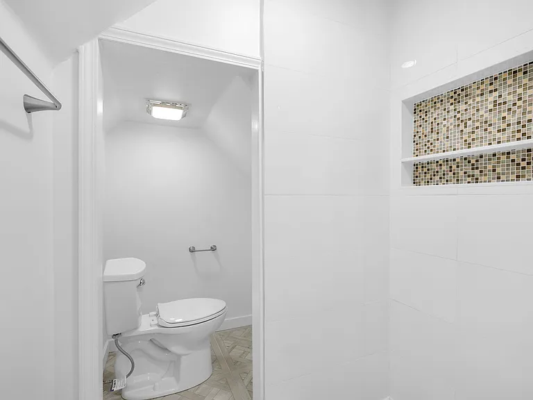822 Villa Ave #A — Photo 16