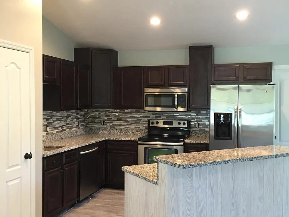 85 Stinnett Rd