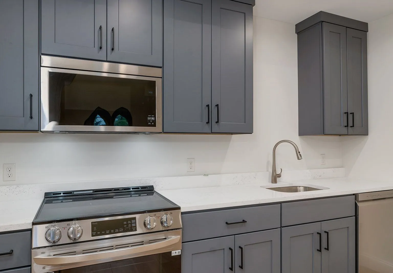 2 bed, 2.0 bath, 800 sqft, $2,695 — Photo 4