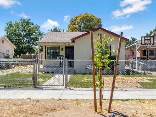 2312 S Holly Ave, Fresno, CA 93706