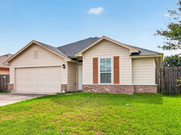 1742 Barlow Trl, Corpus Christi, TX 78410