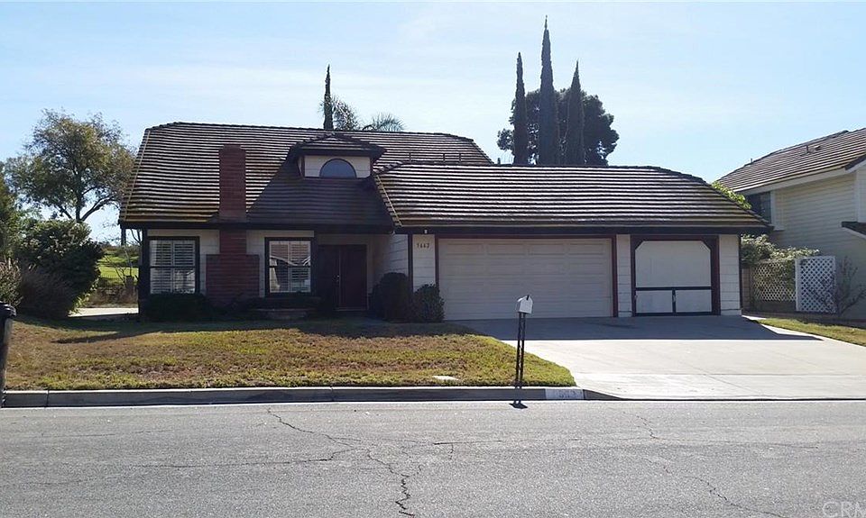 1st image of 5662 Greens Dr