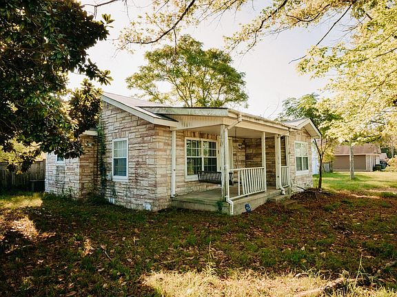 3rd image of 24623 N Sardis Rd