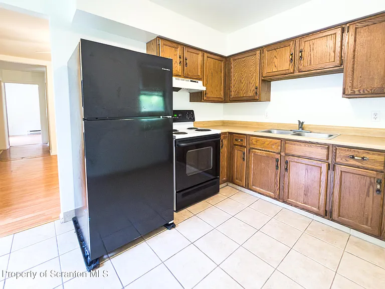 526 Langans Rd #A — Photo 9