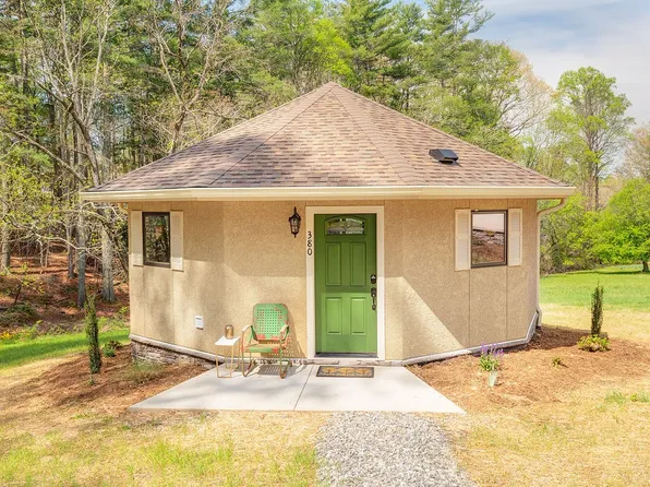 380 Old Leicester Rd, Asheville, NC 28804