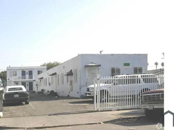 537 W 81st St #1-2, Los Angeles, CA 90044