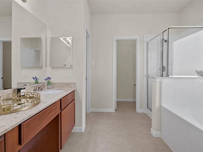 6439 Brimridge Ln — Photo 22