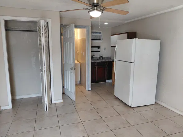 (undisclosed Address), West Palm Beach, FL 33405