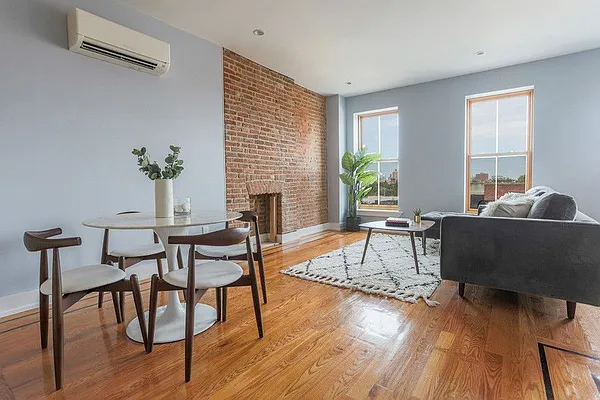 Sold by Brooklyn Bridge | media 5