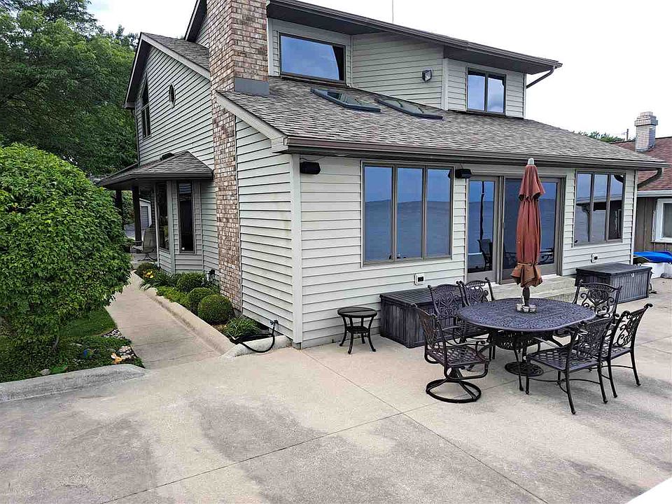 304 Killarney Beach Rd, Bay City, MI 48706 Zillow